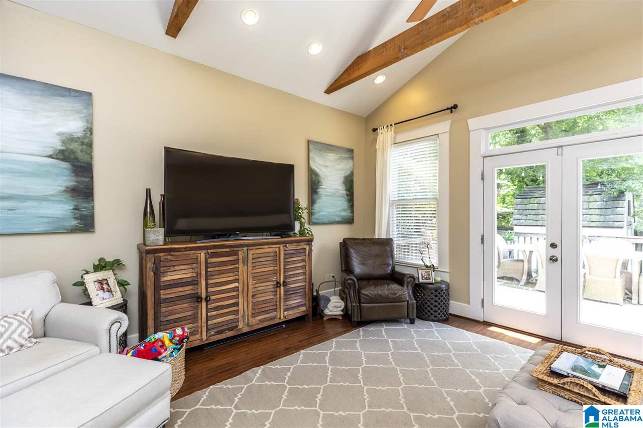 1005 Irving Road Birmingham, AL 35209 - Photo 20 of 44