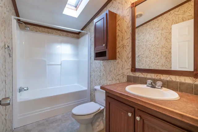 $284,900 | 444 Bowenville Road, Troy, VT 05857