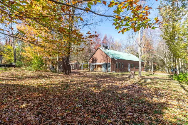 $284,900 | 444 Bowenville Road, Troy, VT 05857