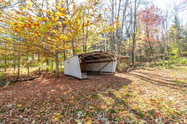 $284,900 | 444 Bowenville Road, Troy, VT 05857