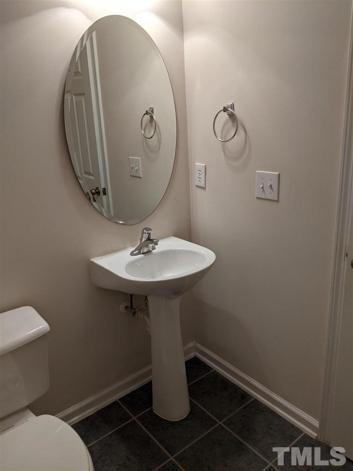 10405 Dapping Drive Raleigh, NC 27614 - Photo 4 of 30 Gallery Image 4