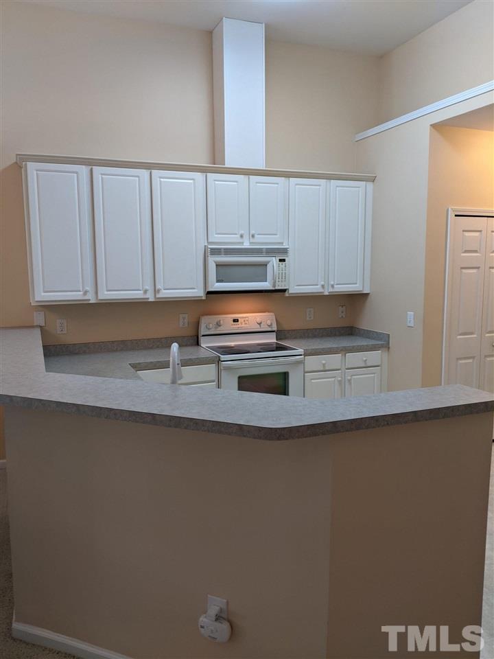 10405 Dapping Drive Raleigh, NC 27614 - Photo 10 of 30 Gallery Image 10