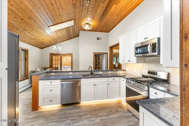 $1,190,000 | 61 Palmer Drive, Queensbury, NY 12804