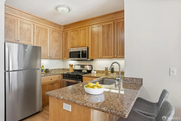 $799,000 | 270 Valencia Street, Unit 504, San Francisco, CA 94103