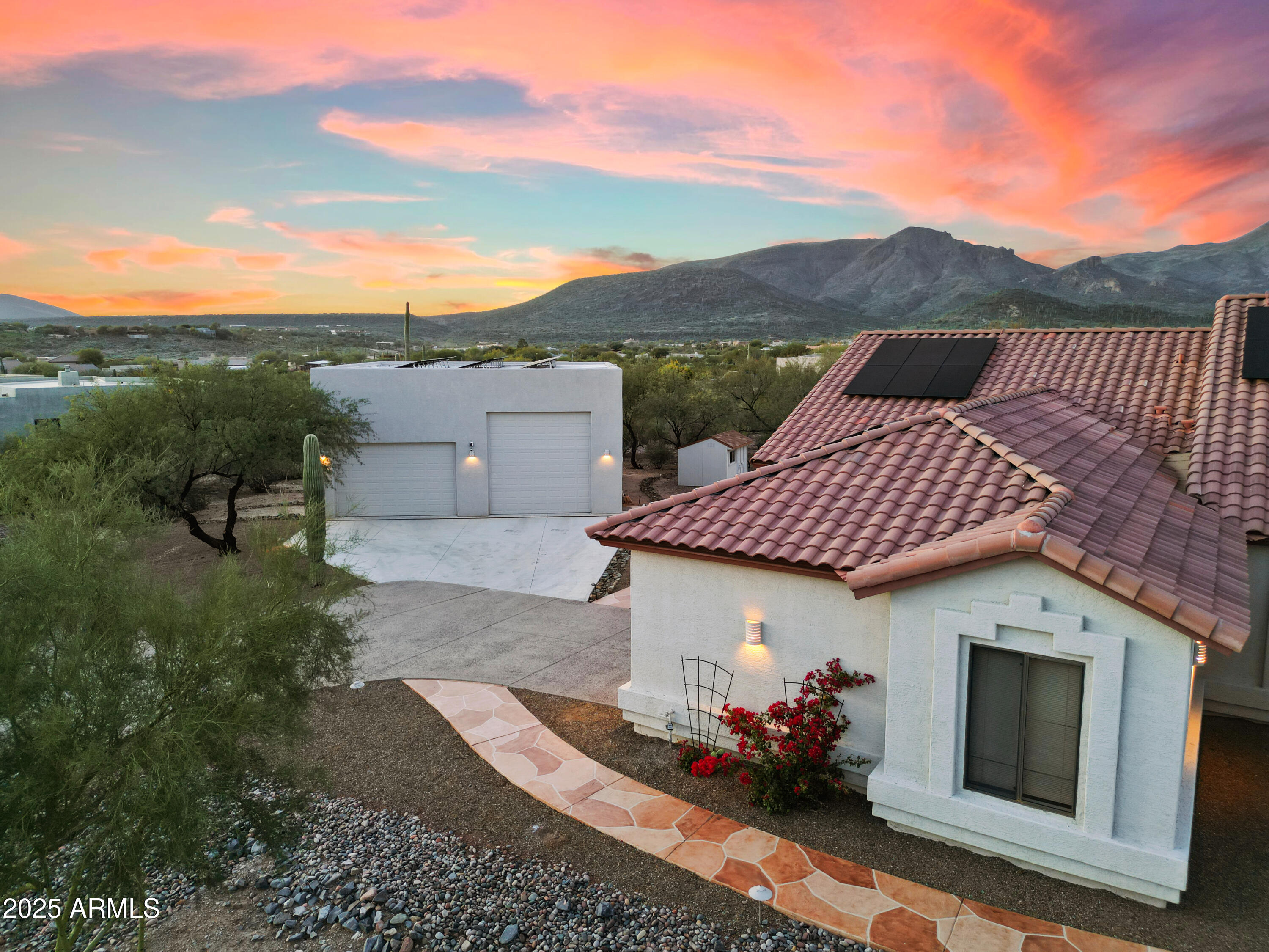 5894 East Hidden Springs Road Cave Creek, AZ 85331 - Photo 33 of 36 House to Large Garage