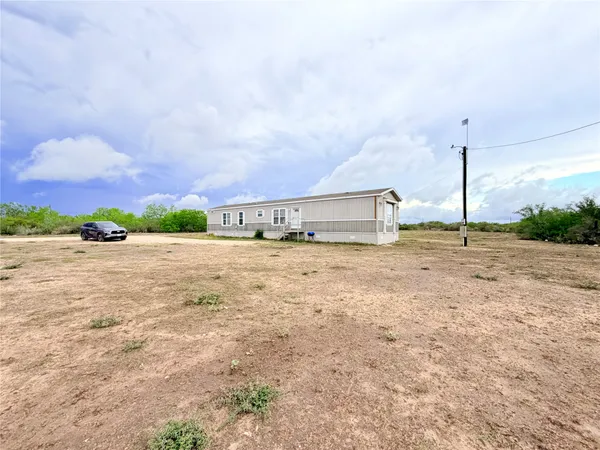 $135,000 | 155 County Road 3032, Orange Grove, TX 78372