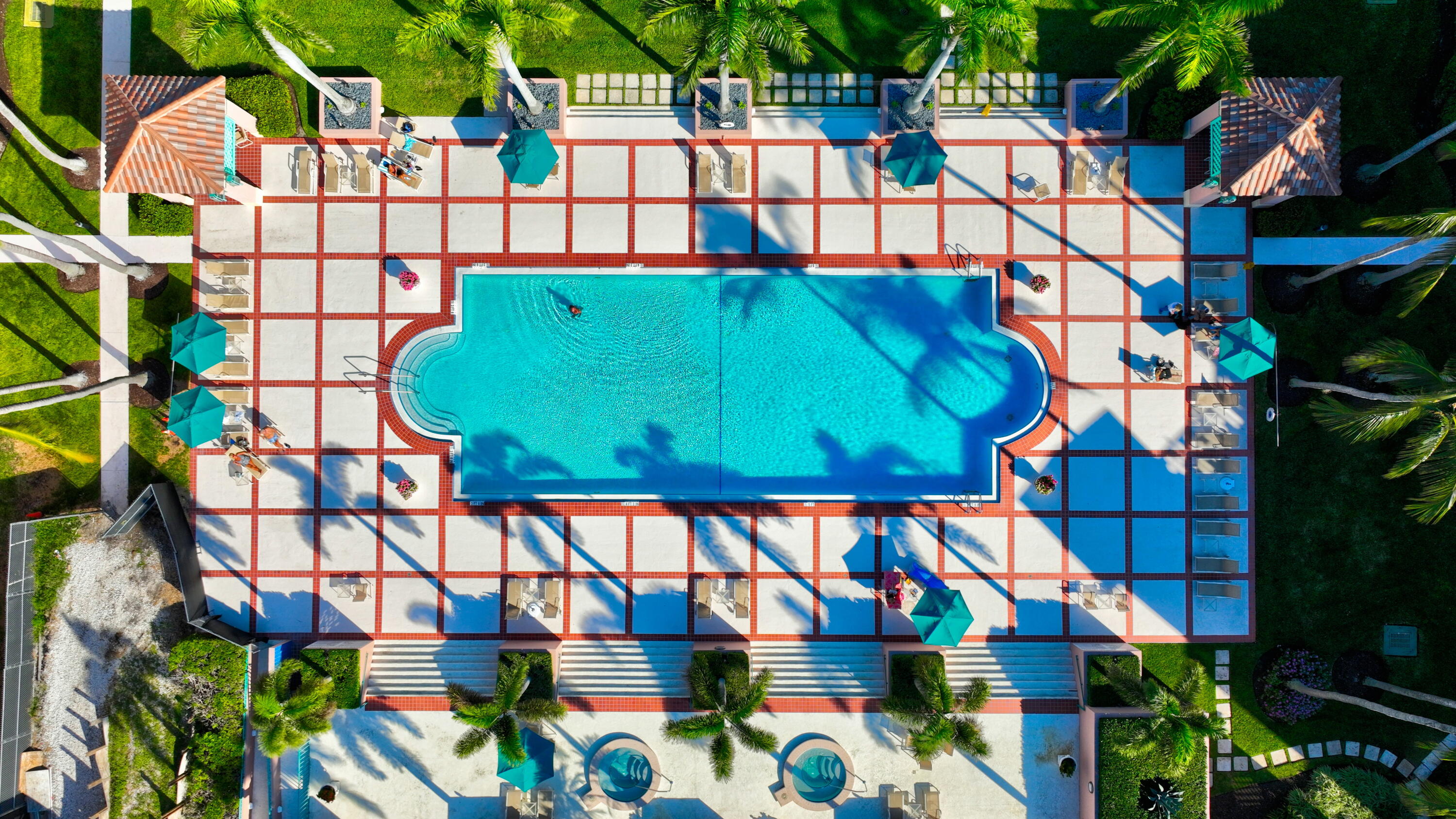 140 Southeast 5th Avenue, Unit 448 Boca Raton, FL 33432 - Photo 31 of 43 a view of a basketball court