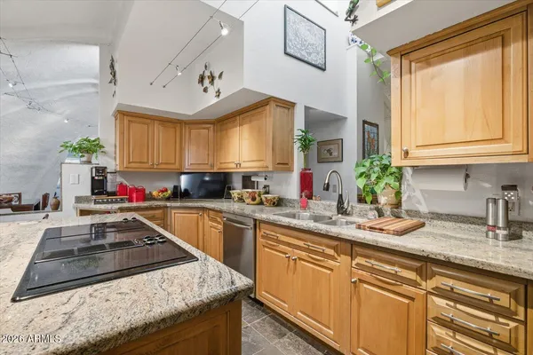 $1,200,000 | 12054 South Tonalea Drive, Phoenix, AZ 85044