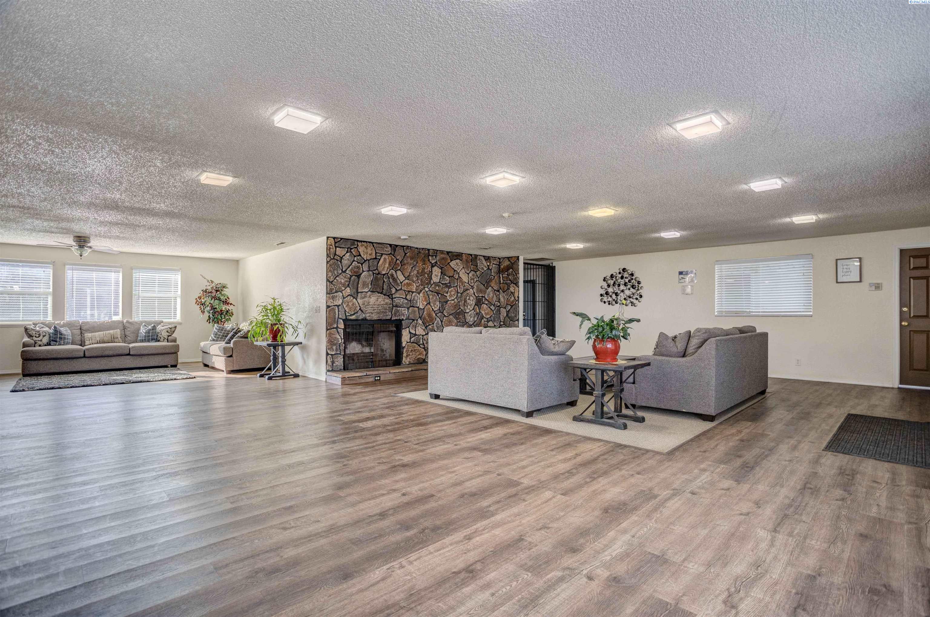 200802 East Game Farm Road, Unit 110 Kennewick, WA 99337 - Photo 24 of 27 Gallery Image 24