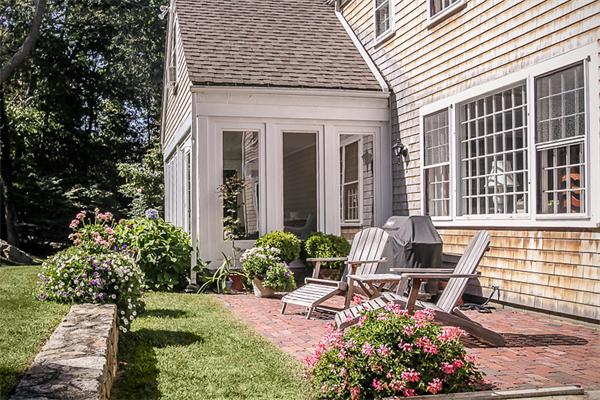35 Nichols Road Cohasset, MA 02025 - Photo 4 of 29 Gallery Image 4