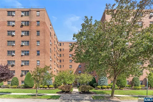 a view of a tall building