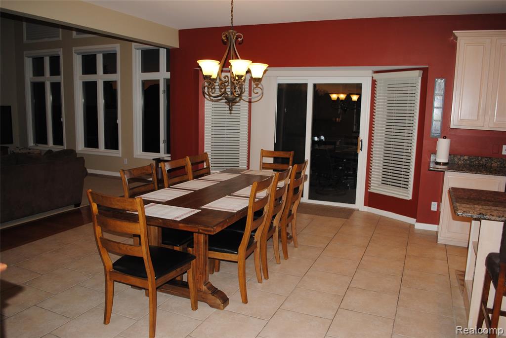 1271 Tulberry Circle Rochester, MI 48306 - Photo 27 of 66 Gallery Image 27