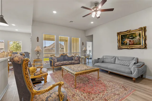 $349,900 | 1967 Lili Cove, Bryan, TX 77807