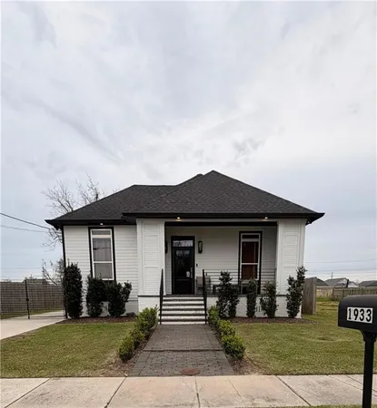 $340,000 | 1933 Center Street, Arabi, LA 70032