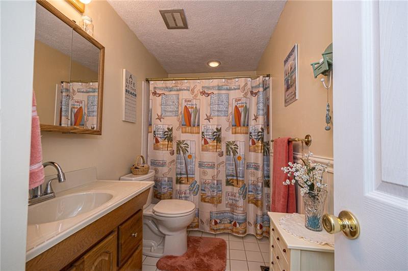 37 Quail Hill Road Pittsburgh, PA 15214 - Photo 14 of 24 UPDATED FULL BATH ON FIRST FLOOR