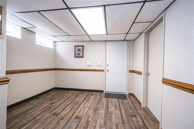 37 Quail Hill Road Pittsburgh, PA 15214 - Photo 20 of 24 UPDATED GAMEROOM OFFERS PLENTY OF LIGHT