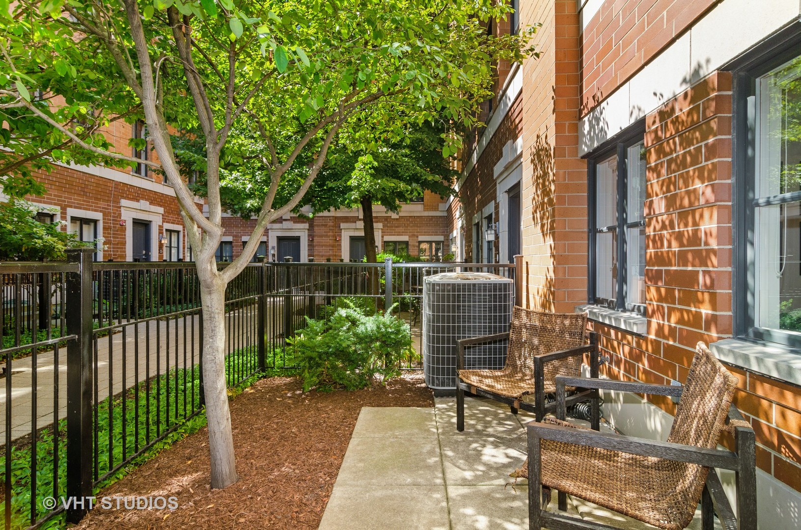 1137 West Monroe Street, Unit 20 Chicago, IL 60607 - Photo 25 of 30