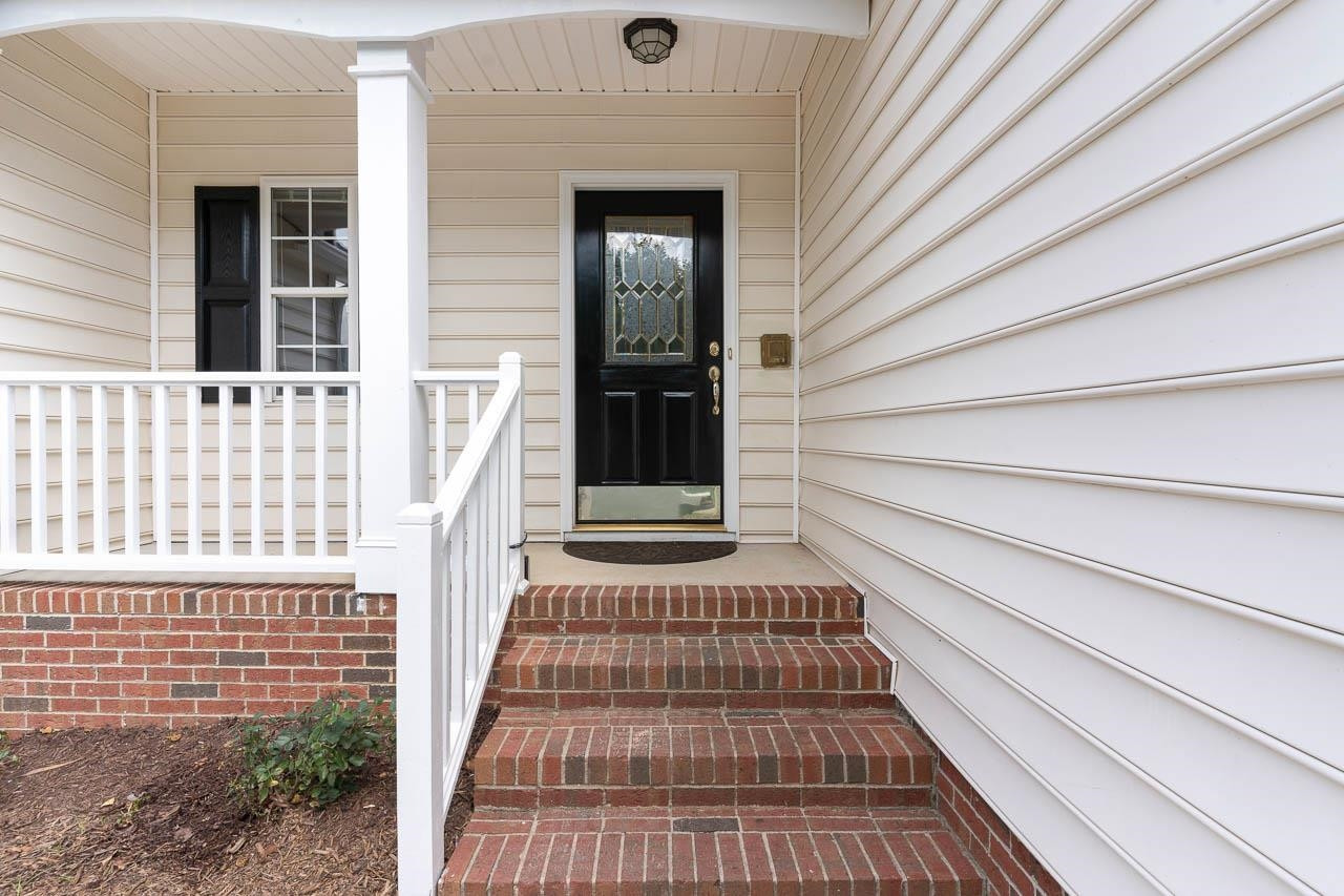 211 Stablegate Drive Cary, NC 27513 - Photo 4 of 42 Photo 4