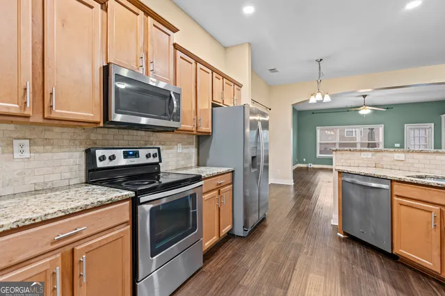 $2,700 | 1209 Heartwood Avenue, McDonough, GA 30253