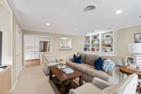 $620,000 | 5414 Pagewood Lane, Houston, TX 77056