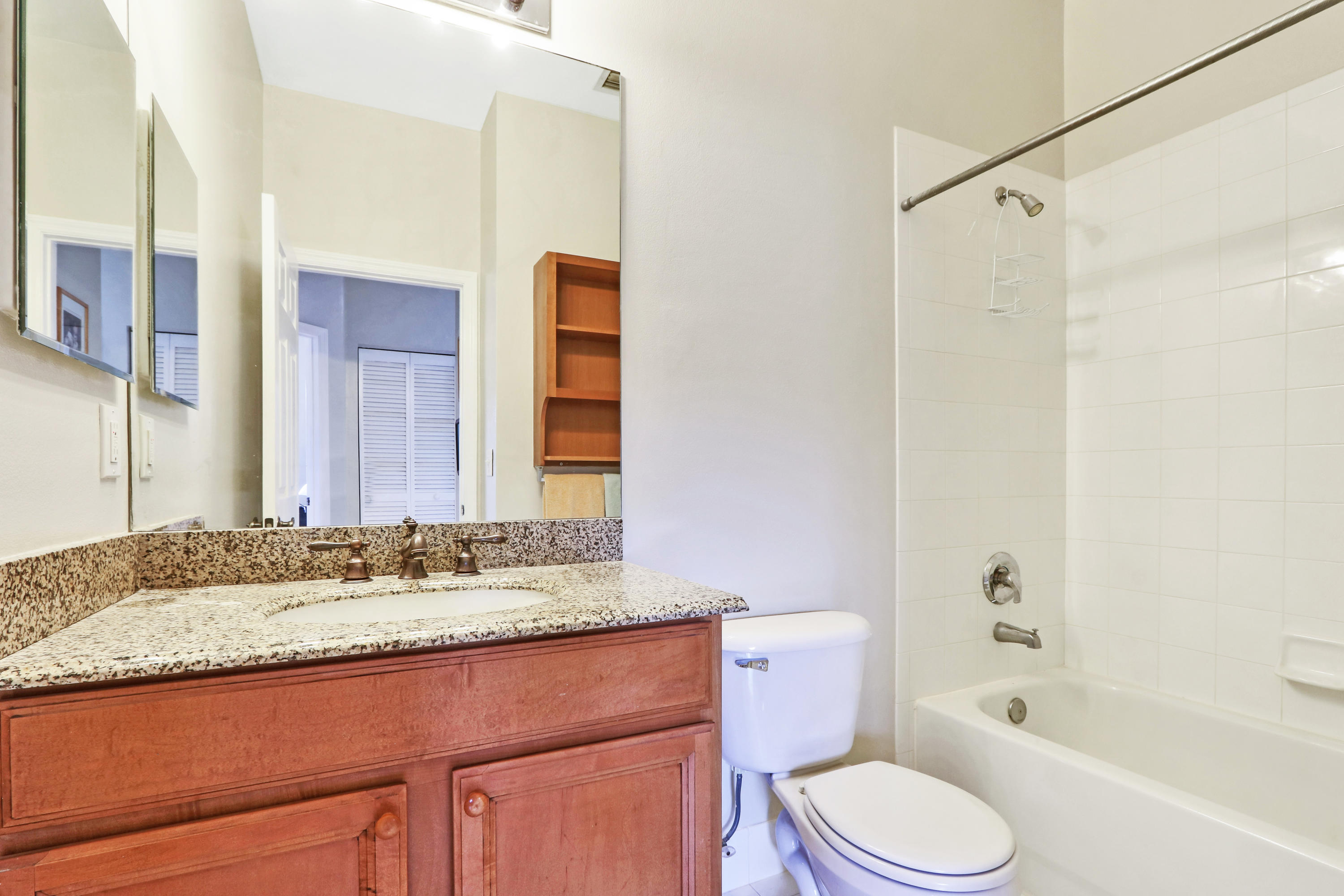 101 Lighthouse Circle, Unit J Tequesta, FL 33469 - Photo 15 of 19 22_Image_22