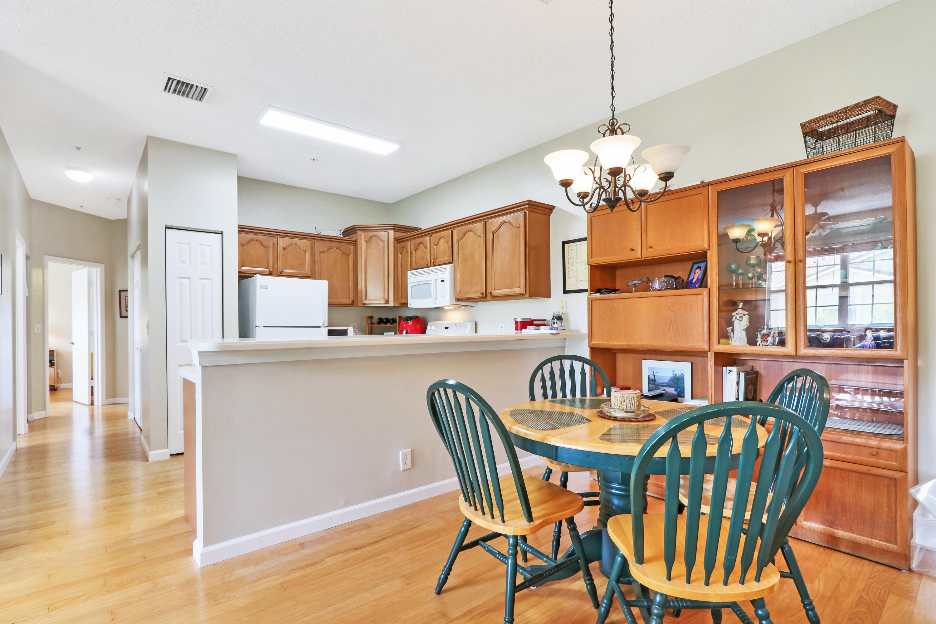 101 Lighthouse Circle, Unit J Tequesta, FL 33469 - Photo 4 of 19 10_Image_10
