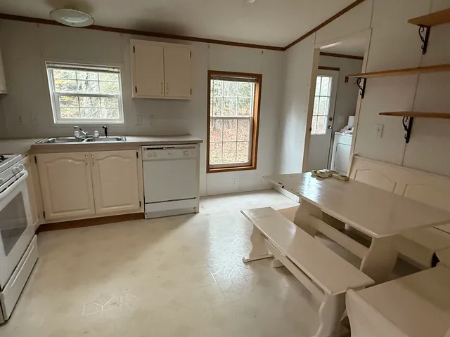 $195,000 | 100 Treasure Hills Road, Johnson, VT 05656