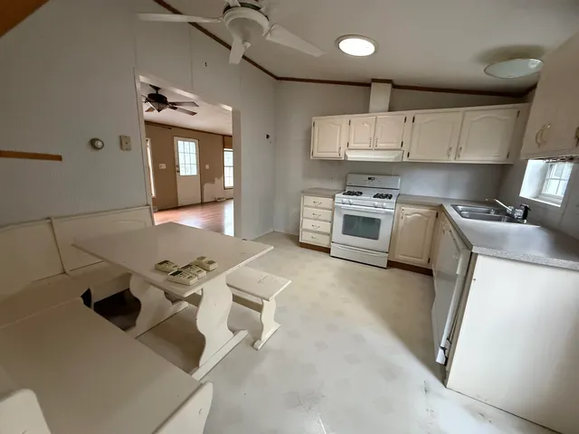 $195,000 | 100 Treasure Hills Road, Johnson, VT 05656