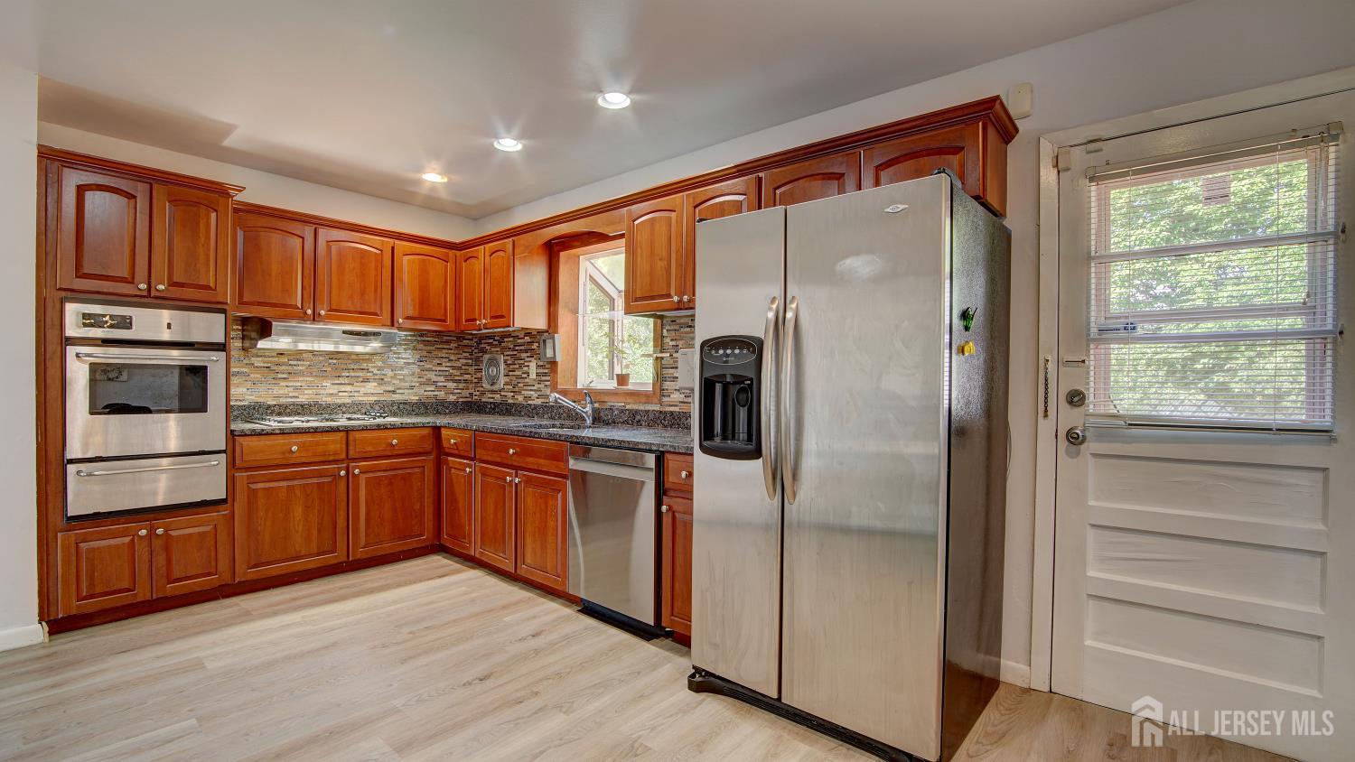 9 Salem Road East Brunswick, NJ 08816 - Photo 14 of 44 Gallery Image 14