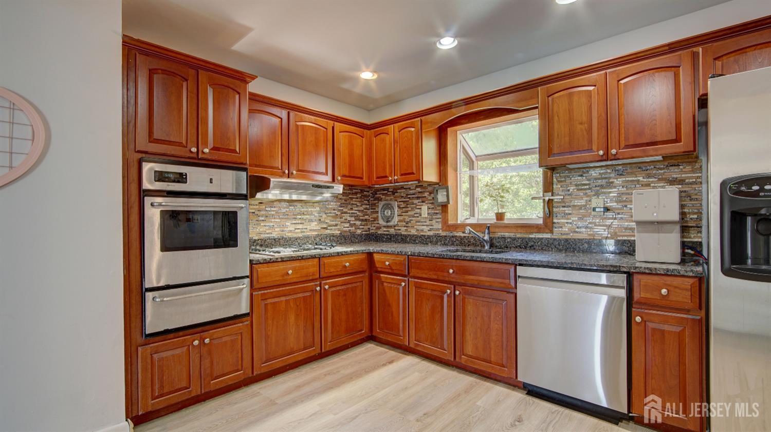 9 Salem Road East Brunswick, NJ 08816 - Photo 15 of 44 Gallery Image 15