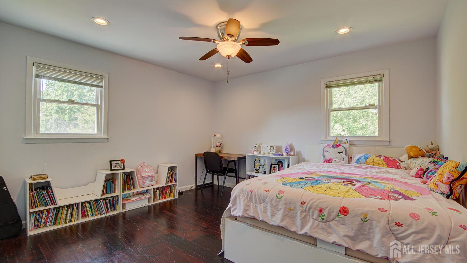 9 Salem Road East Brunswick, NJ 08816 - Photo 20 of 44 Gallery Image 20
