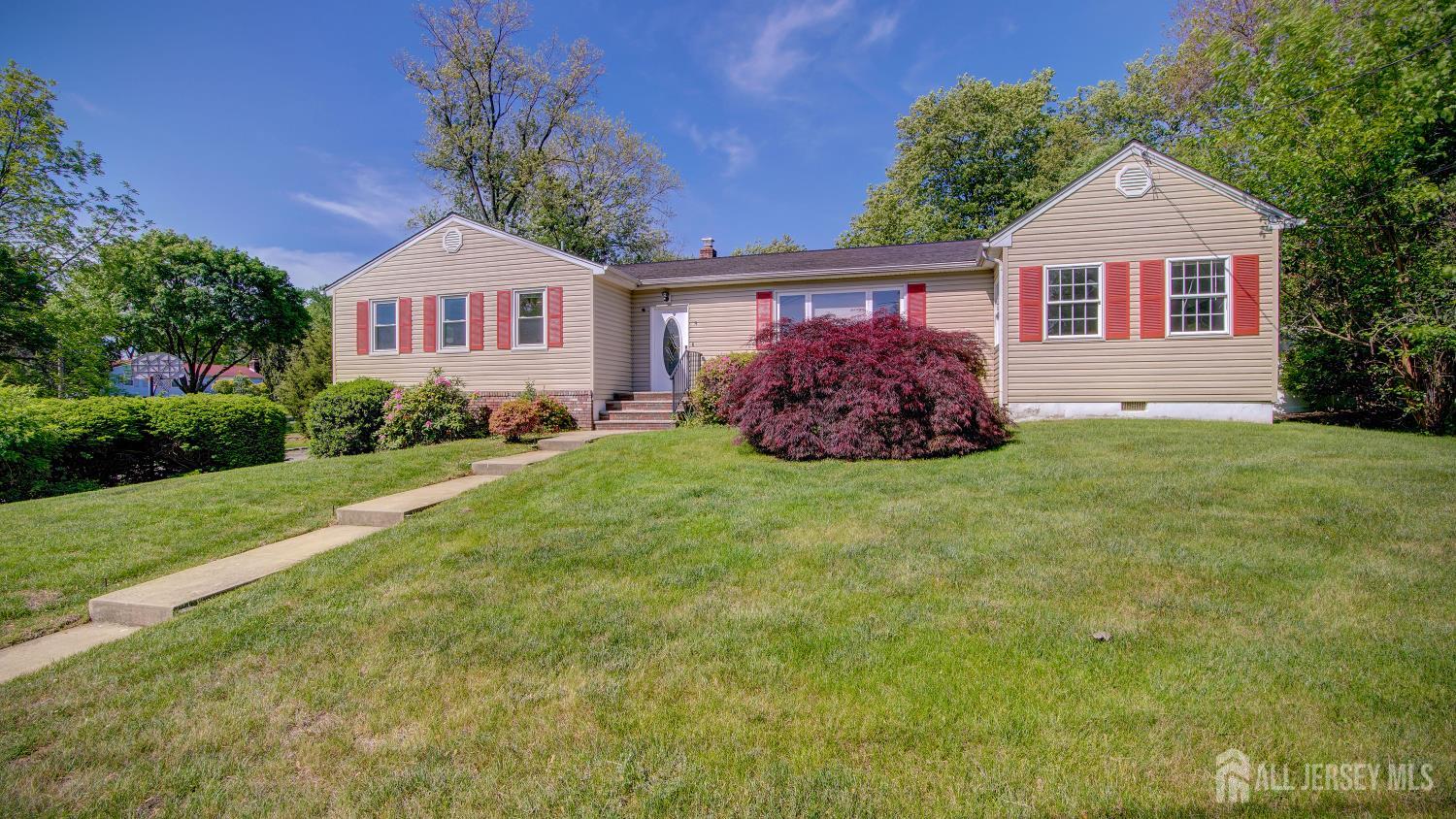 9 Salem Road East Brunswick, NJ 08816 - Photo 2 of 44 Gallery Image 2