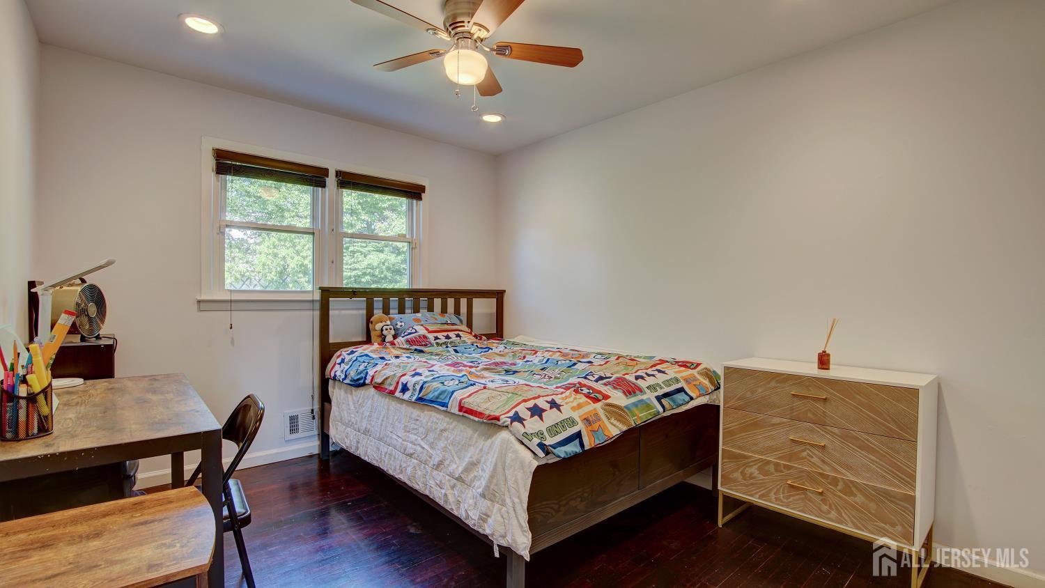 9 Salem Road East Brunswick, NJ 08816 - Photo 21 of 44 Gallery Image 21