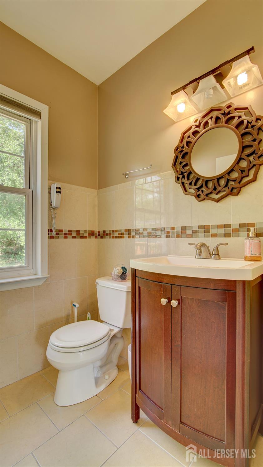 9 Salem Road East Brunswick, NJ 08816 - Photo 30 of 44 Gallery Image 30