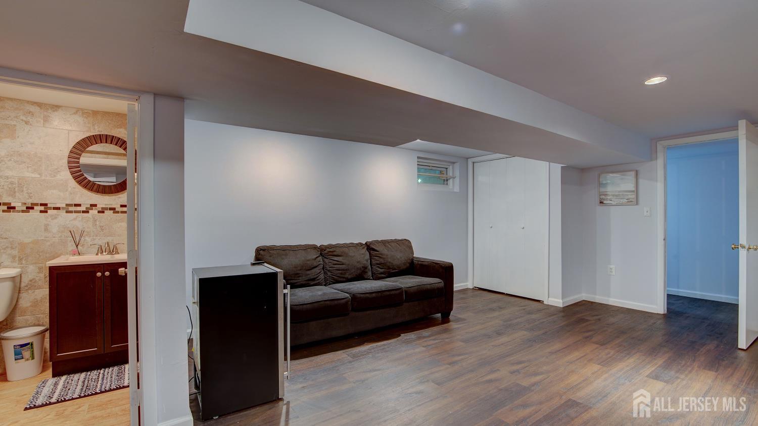 9 Salem Road East Brunswick, NJ 08816 - Photo 33 of 44 Gallery Image 33