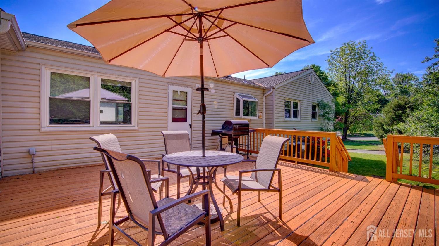 9 Salem Road East Brunswick, NJ 08816 - Photo 40 of 44 Gallery Image 40
