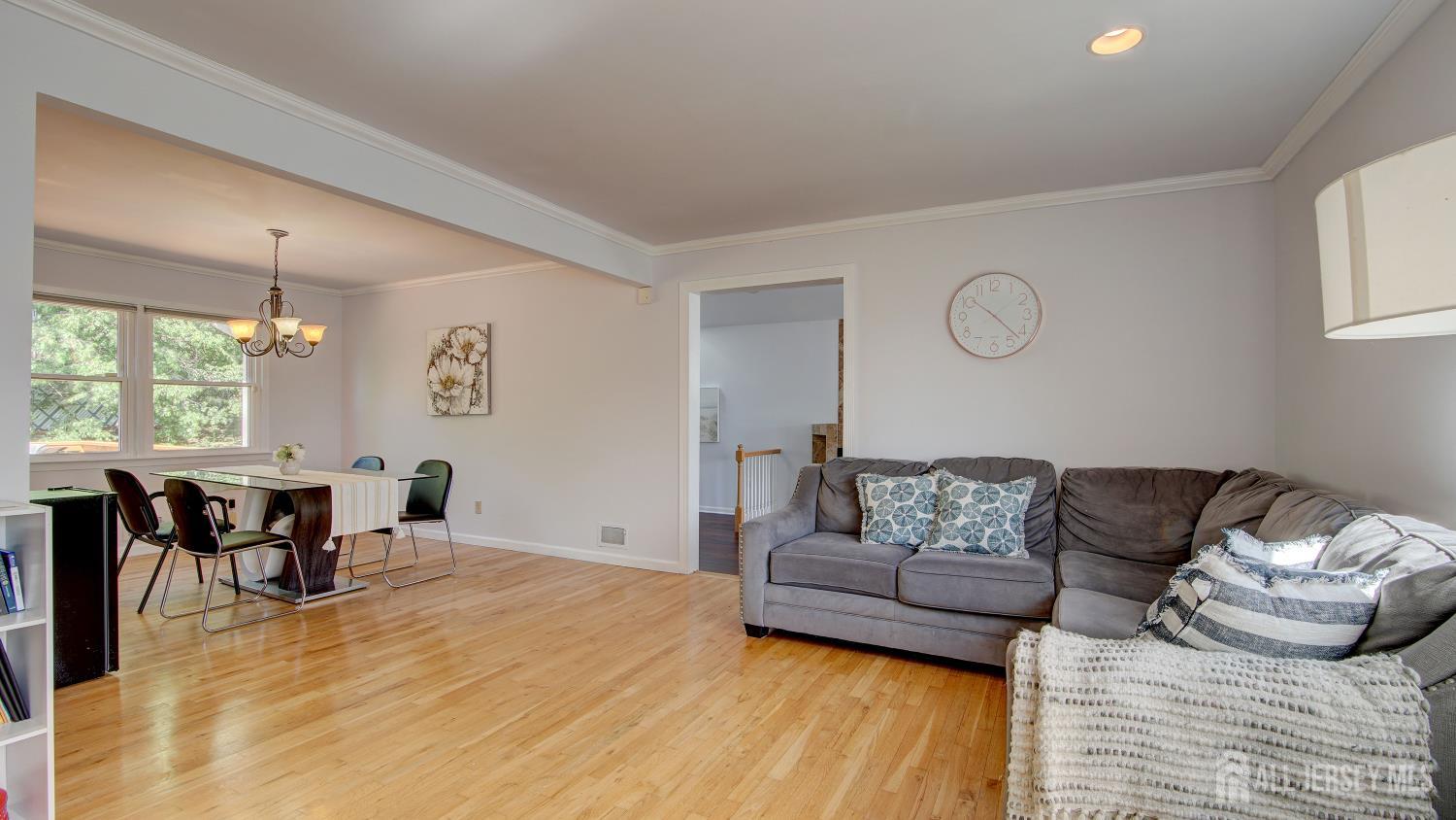 9 Salem Road East Brunswick, NJ 08816 - Photo 6 of 44 Gallery Image 6