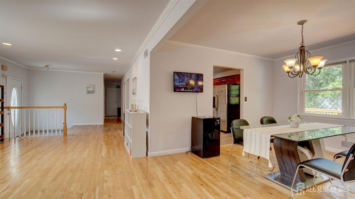 9 Salem Road East Brunswick, NJ 08816 - Photo 7 of 44 Gallery Image 7