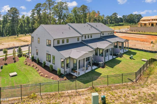 $595,000 | 2118 Barrier Ridge Way, Apex, NC 27502