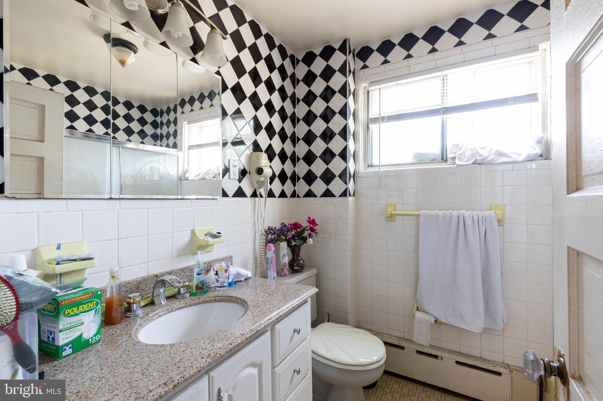 103 Ashby Road Upper Darby, PA 19082 - Photo 15 of 25 Hallway Bathroom