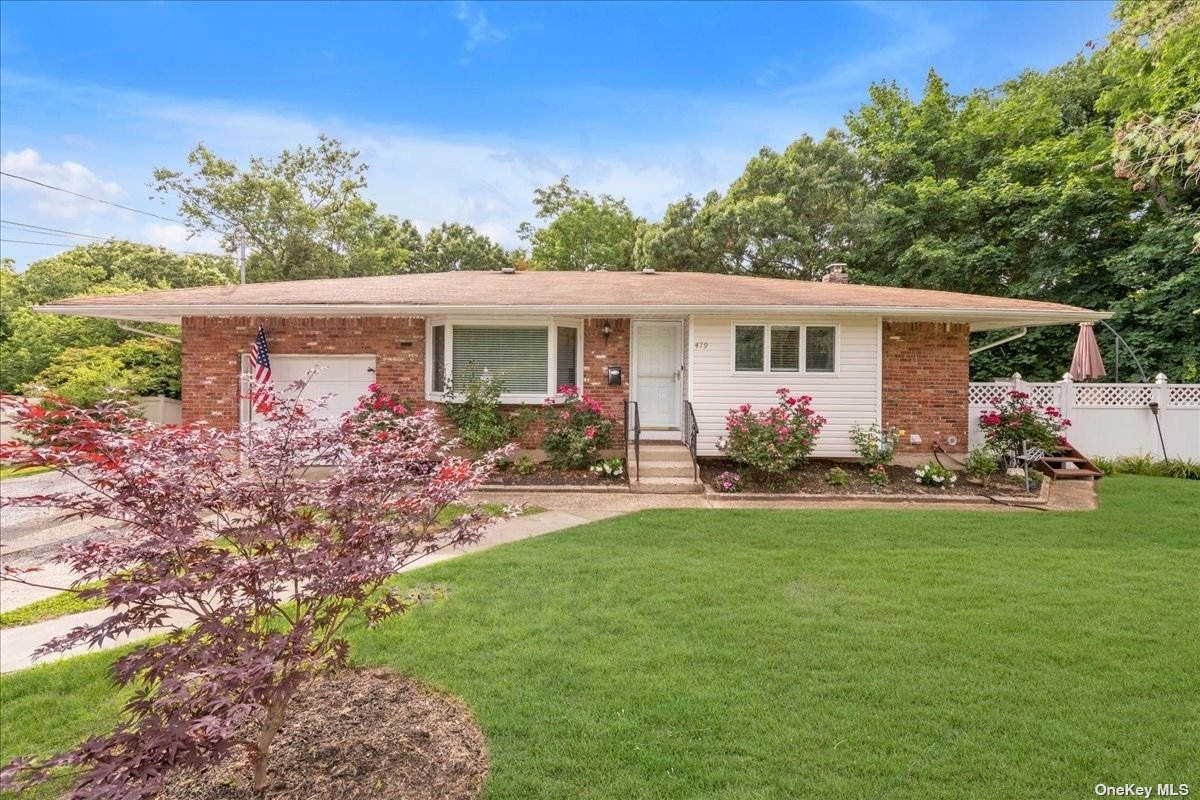 479 Town Line Road Commack, NY 11725 - Photo 1 of 1 Gallery Image 1