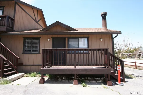 $1,600 | 42719 Moonridge Road, Unit 1, Big Bear Lake, CA 92315