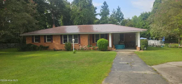 $229,900 | 13303 Swamp Fox Highway East, Tabor City, NC 28463