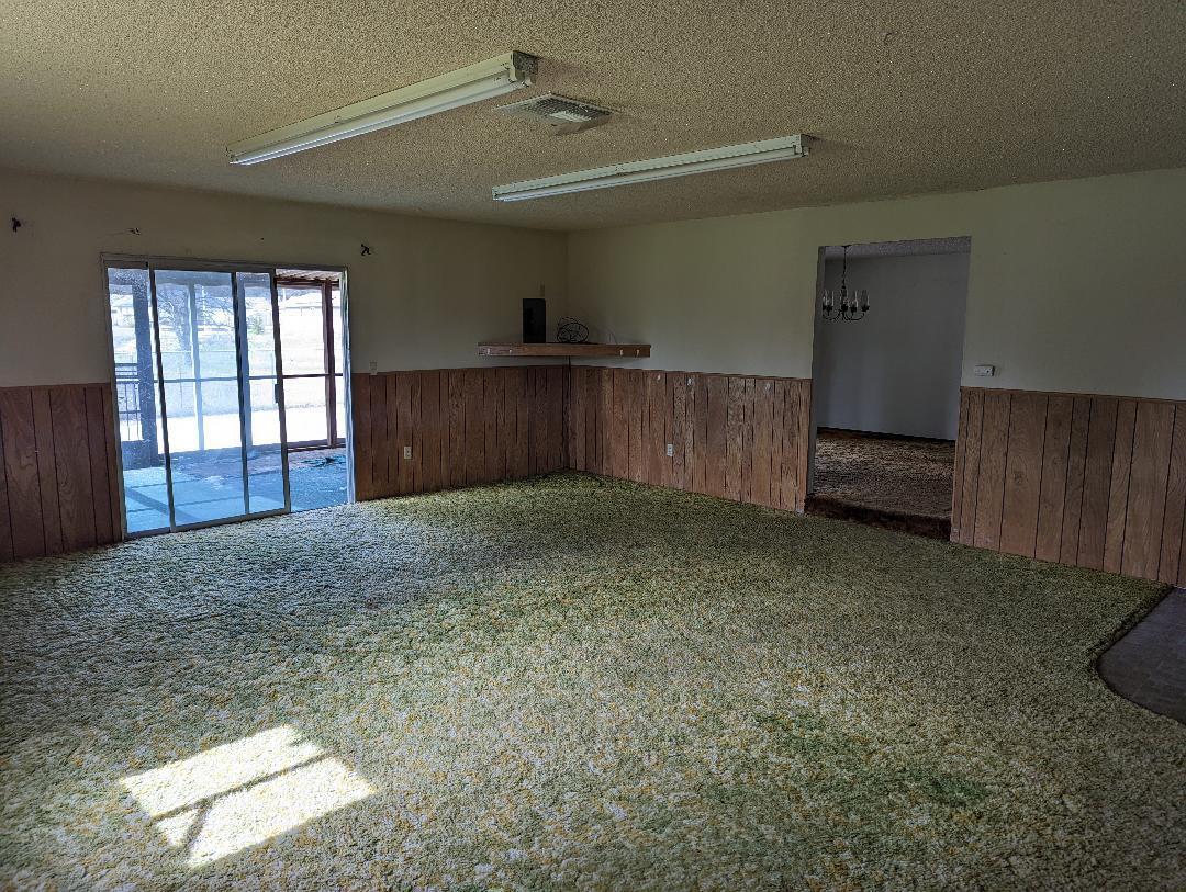 2341 Old Alturas Road Redding, CA 96003 - Photo 9 of 29 Living Room