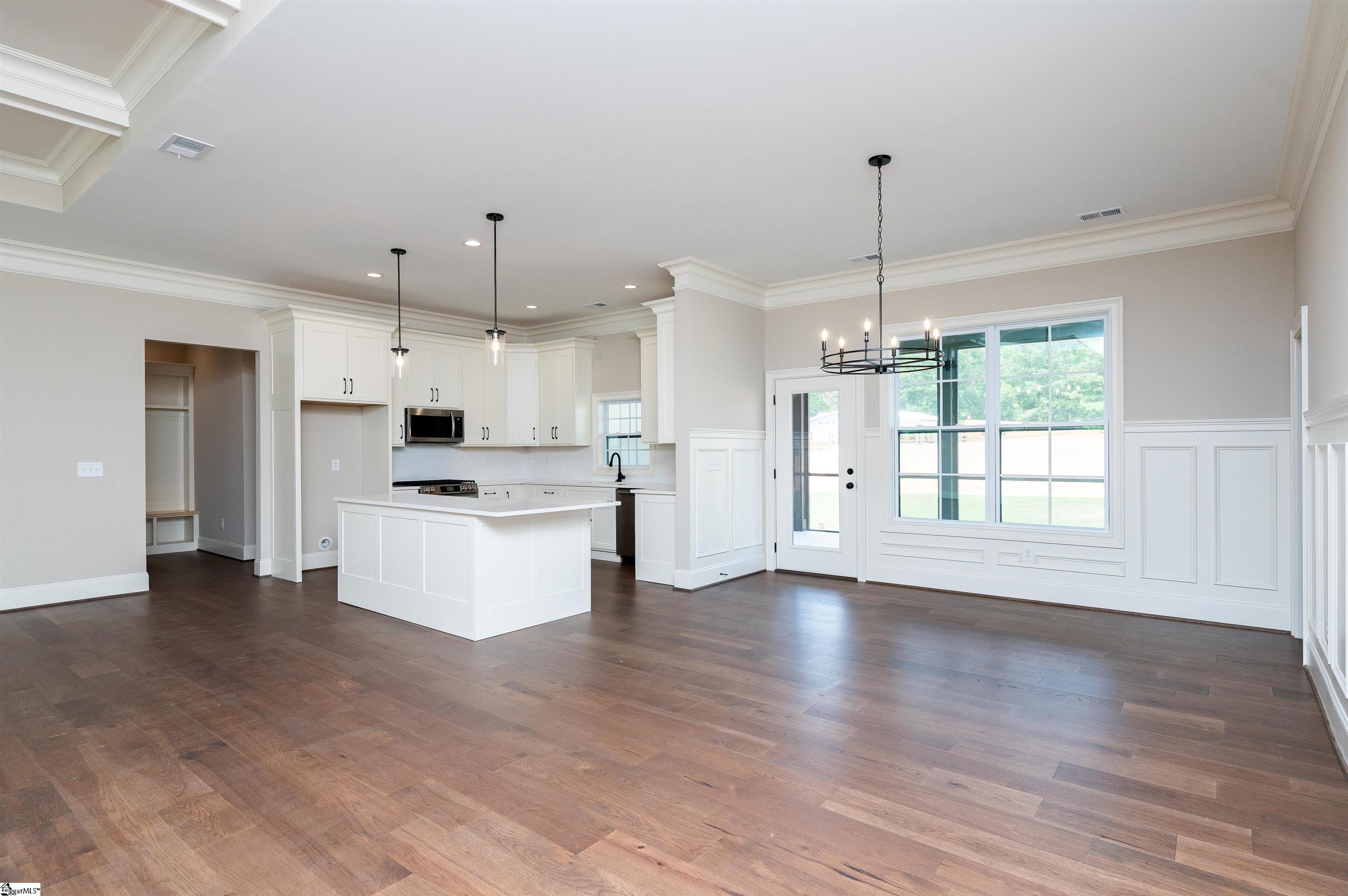 58 Quail Road Gray Court, SC 29645 - Photo 7 of 37 Gallery Image 7