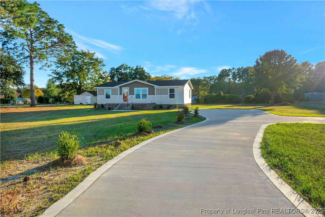 a view of an outdoor space and a yard