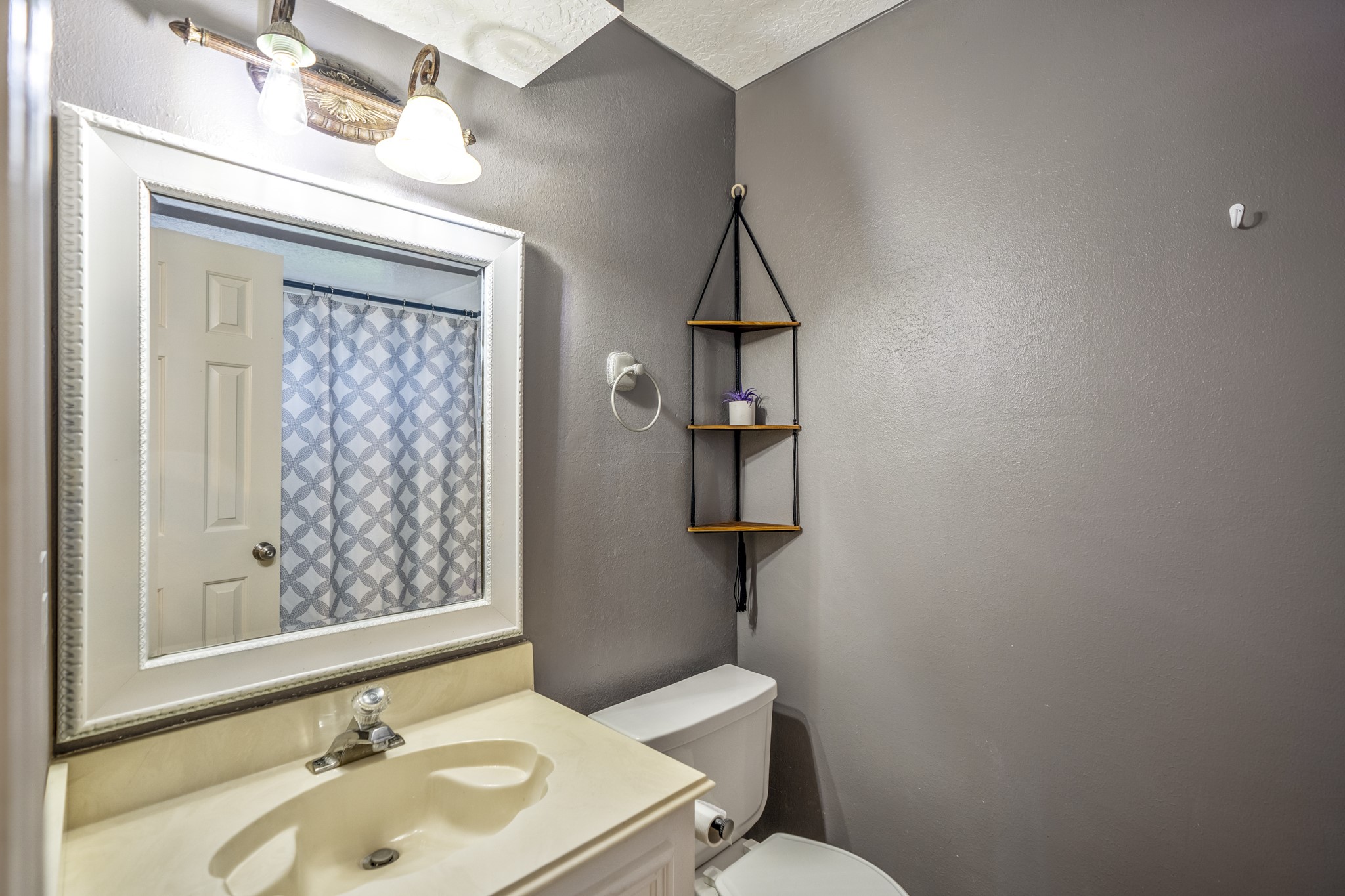 407 Champion Lake Drive Spring, TX 77380 - Photo 25 of 35 private en-suite in secondary bedroom upstairs