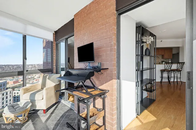 $2,700 | 900 North Stafford Street, Unit 2521, Arlington, VA 22203