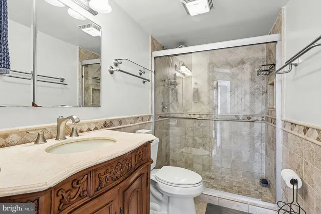 $2,700 | 900 North Stafford Street, Unit 2521, Arlington, VA 22203