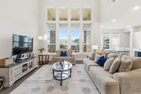 $775,000 | 139 Wildrose Hill Drive, Boerne, TX 78006
